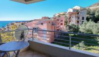 Flat for 170 000 euro in Petrovac, Montenegro