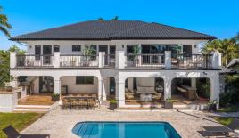 Villa pour 3 733 219 Euro à Miami, États-Unis