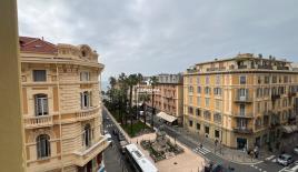 Wohnung für 375 000 euro in San Remo, Italien