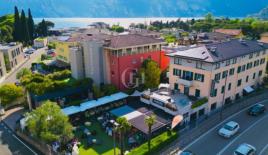 Hotel por Lago de Garda, Italia (precio a consultar)