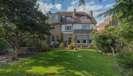 Haus für 4 383 939 euro in London, Großbritannien