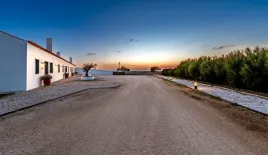 Haus für 1 908 158 euro in Beja, Portugal