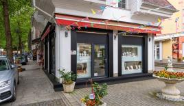 Shop for 586 797 euro in Heviz, Hungary