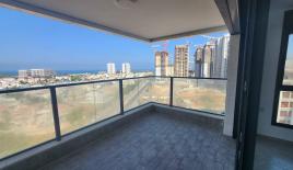 Wohnung für 1 000 000 euro in Bat Yam, Israel