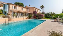Villa in Golfe-Juan, France (price on request)