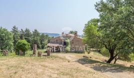 Casa para 370 000 euro en Montegabbione, Italia