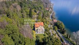 Mansión para 9 900 000 euro en Ghiffa, Italia