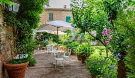 Villa para 890 000 euro en Citta della Pieve, Italia