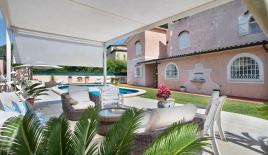 Villa para 2 300 000 euro en San Felice Circeo, Italia