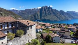 Castle for 1 480 000 euro by Lake Iseo, Italy