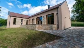 House for 485 074 euro in Vonyarcvashegy, Hungary