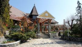 Hotel for 1 500 000 euro in Gyenesdias, Hungary