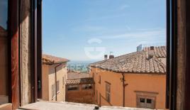 Apartamento para 420 000 euro en Montepulciano, Italia