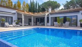 Villa for 1 350 000 euro in Santa Cristina d'Aro, Spain