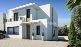 Villa for 675 000 euro in Denia, Spain