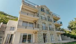 Appartement pour 195 000 Euro à Kamenari, Monténégro