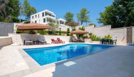Villa pour 1 200 000 Euro à Tivat, Monténégro