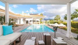 Villa for 1 975 000 euro in Benahavis, Spain