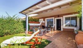 Villa pour 130 000 Euro à Staletti, Italie