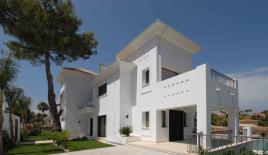 Villa para 3 202 173 euro en Marbella, España