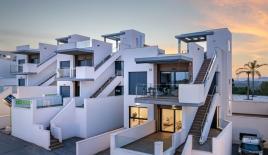 Bungalow para 375 000 euro en San Miguel de Salinas, España