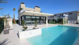 Villa para 630 000 euro en San Miguel de Salinas, España