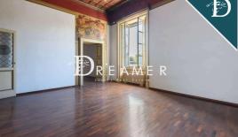 Apartment for 5 600 000 euro in Florence, Italy