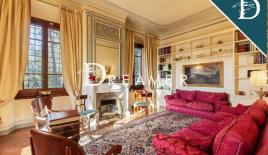 Villa for 2 200 000 euro in Prato, Italy