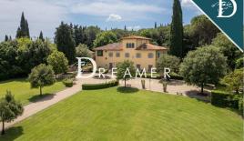 Villa for 20 000 euro in Italy