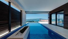 Villa for 2 200 000 euro in Tivat, Montenegro