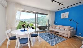 Apartment for 1 000 euro per month in Dobrota, Montenegro