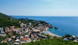 Grundstück für 505 500 euro in Sveti Stefan, Montenegro