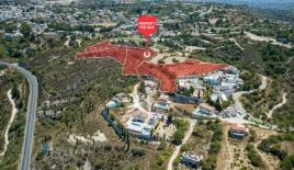 Grundstück für 610 000 euro in Paphos, Zypern