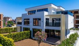 House for 450 000 euro in Chernomorets, Bulgaria