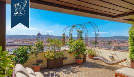 Appartement pour 2 700 000 Euro à Florence, Italie