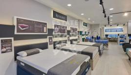 Commercial property for 650 000 euro in Barcelona, Spain