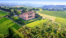 Biens commerciaux pour 12 500 000 Euro à Montalcino, Italie