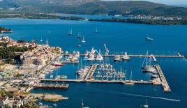 Commercial property for 2 955 000 euro in Tivat, Montenegro