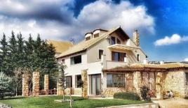 Haus für 1 050 000 euro in Attika, Griechenland