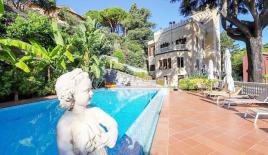 Flat for 1 800 000 euro in Rapallo, Italy