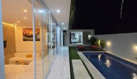 Villa für 241 489 euro in Seminyak, Indonesien