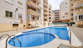 Apartment für 122 260 euro in Torrevieja, Spanien
