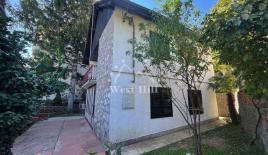 House for 472 500 euro in Stoliv, Montenegro