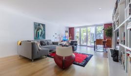 Apartment for 600 000 euro in Amsterdam, Netherlands
