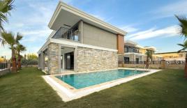 Villa for 590 000 euro in Kusadasi, Turkey