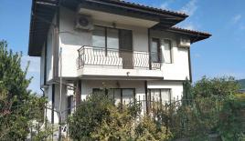 Haus für 265 000 euro in Koschariza, Bulgarien