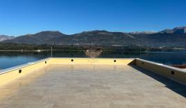 Piso para 370 000 euro en Tivat, Montenegro