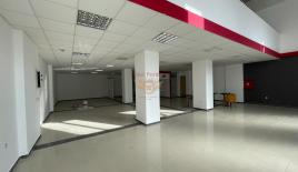 Propiedad comercial para 1 060 000 euro en Herceg-Novi, Montenegro