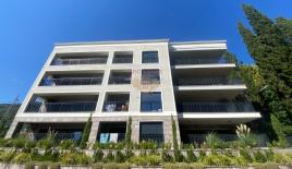 Piso para 402 000 euro en Herceg-Novi, Montenegro