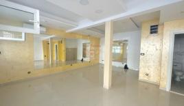 Propiedad comercial para 165 000 euro en Budva, Montenegro